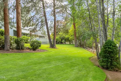 20396 Buttermilk, Bend, OR 97702 - Photo 27