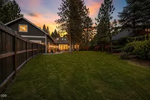 1117 E Creekside Ct, Sisters, OR 97759 - Photo 37