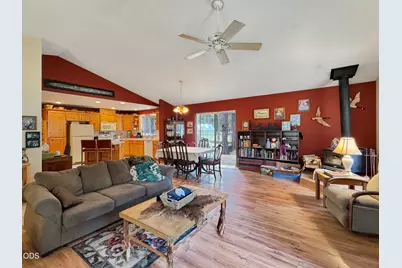 14735 Peachwood Court, La Pine, OR 97739 - Photo 7
