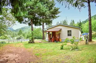 321 N Frontage Rd, Wolf Creek, OR 97497 - Photo 7