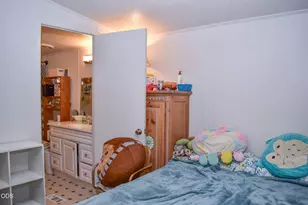 321 N Frontage Rd, Wolf Creek, OR 97497 - Photo 13