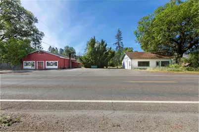 8622 E Evans Creek Road, Rogue River, OR 97537 - Photo 1