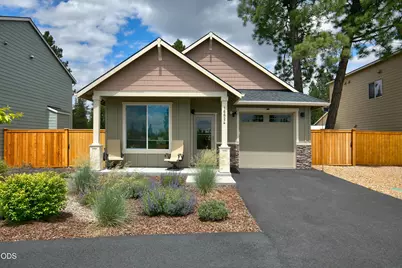 16624 Pine Creek Drive, La Pine, OR 97739 - Photo 1