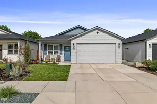723 Dahl Pl, Medford, OR 97501 - Photo 1