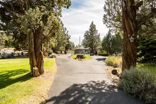 64507 McGrath Rd, Bend, OR 97701 - Photo 55