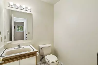 64507 McGrath Road, Bend, OR 97701 - Photo 19