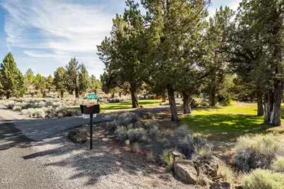 64507 McGrath Road, Bend, OR 97701 - Photo 51