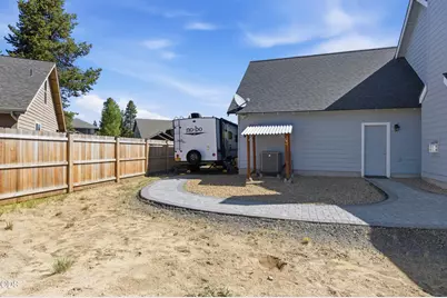 51379 Apache Tears, La Pine, OR 97739 - Photo 31