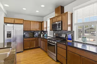 51379 Apache Tears, La Pine, OR 97739 - Photo 11