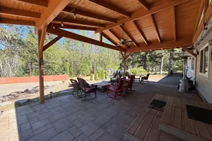 4527 E Evans Creek Rd, Rogue River, OR 97537 - Photo 7