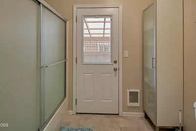 747 E Black Butte Avenue, Sisters, OR 97759 - Photo 13