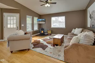 747 E Black Butte Ave, Sisters, OR 97759 - Photo 5