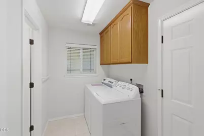 2738 SW Trinity Way, Grants Pass, OR 97527 - Photo 9