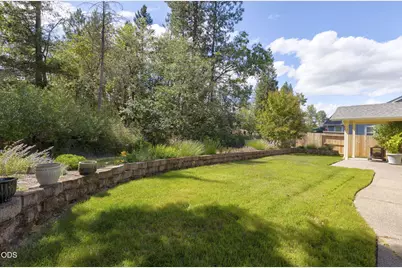 2738 SW Trinity Way, Grants Pass, OR 97527 - Photo 29