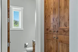 61333 Kindle Rock Loop, Bend, OR 97702 - Photo 15