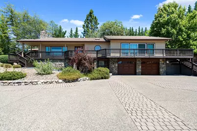 1438 NE Sherman Lane, Grants Pass, OR 97526 - Photo 3