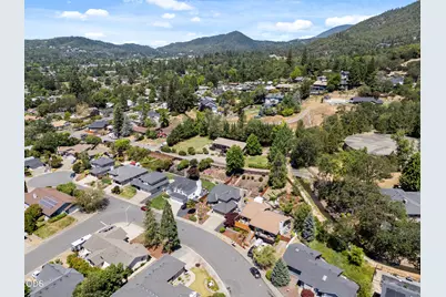 1438 NE Sherman Lane, Grants Pass, OR 97526 - Photo 55