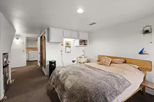 1438 NE Sherman Ln, Grants Pass, OR 97526 - Photo 35