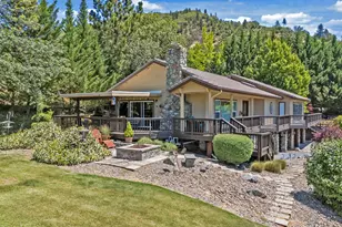 1438 NE Sherman Ln, Grants Pass, OR 97526 - Photo 5
