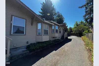 473 Scenic Drive, Ashland, OR 97520 - Photo 11