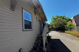 473 Scenic Dr, Ashland, OR 97520 - Photo 59