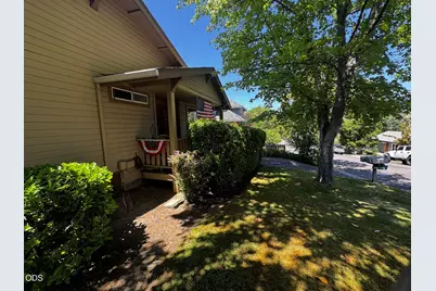 473 Scenic Drive, Ashland, OR 97520 - Photo 15