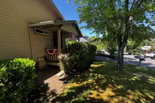 473 Scenic Dr, Ashland, OR 97520 - Photo 15