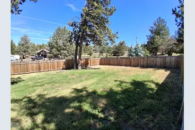 8525 SW Crescent Place, Terrebonne, OR 97760 - Photo 19