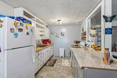 2574 Howard Avenue, Medford, OR 97501 - Photo 7
