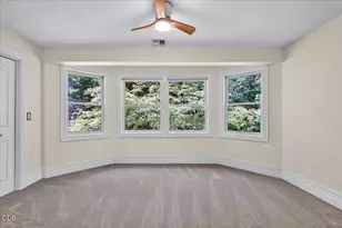 255 Scenic Dr, Ashland, OR 97520 - Photo 29
