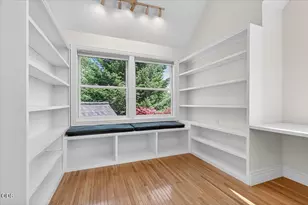 255 Scenic Dr, Ashland, OR 97520 - Photo 27