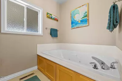 523 Meadowbrook Drive, Central Point, OR 97502 - Photo 19