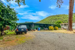 20 Brophy Way, Shady Cove, OR 97539 - Photo 3