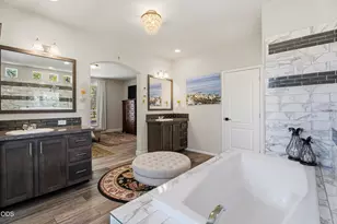 69592 Lake Dr, Sisters, OR 97759 - Photo 25