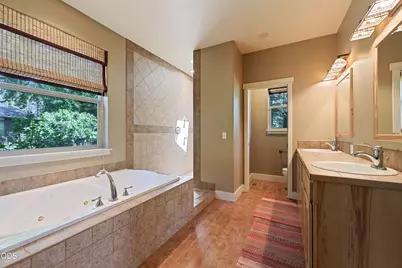 63330 South Road, Bend, OR 97703 - Photo 19