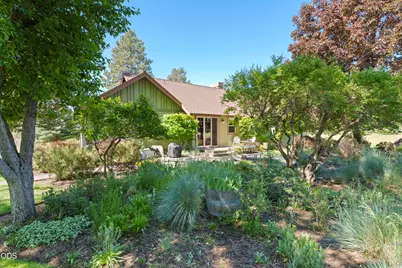 63330 South Road, Bend, OR 97703 - Photo 29