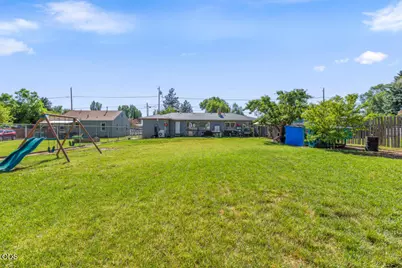 2505 Wiard Street, Klamath Falls, OR 97603 - Photo 3
