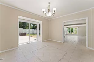 300 Sunrise Ave, Medford, OR 97504 - Photo 17