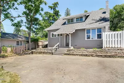 300 Sunrise Avenue, Medford, OR 97504 - Photo 1