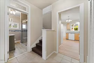 300 Sunrise Ave, Medford, OR 97504 - Photo 23