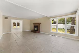 300 Sunrise Ave, Medford, OR 97504 - Photo 13