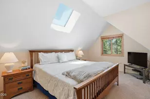 18120 Mt Baker Ln, Sunriver, OR 97707 - Photo 19
