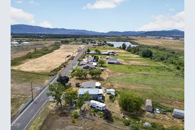 1745 E Gregory, Central Point, OR 97502 - Photo 17