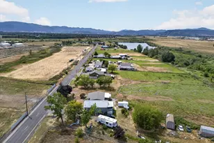 1745 E Gregory, Central Point, OR 97502 - Photo 17