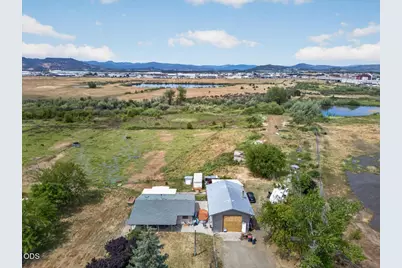 1745 E Gregory, Central Point, OR 97502 - Photo 1