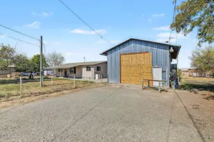 1745 E Gregory, Central Point, OR 97502 - Photo 5