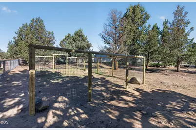 65245 76th Street, Bend, OR 97703 - Photo 35