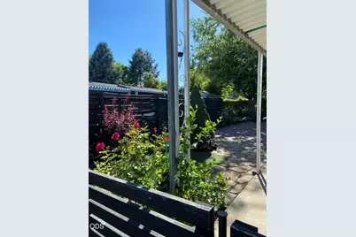 4624 S Pacific Highway #UNIT 34, Phoenix, OR 97535 - Photo 3
