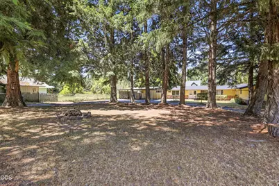 1980 McCarter Lane, Grants Pass, OR 97527 - Photo 1