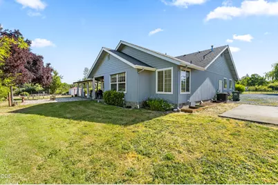 846 Schroeder Lane, Grants Pass, OR 97527 - Photo 33